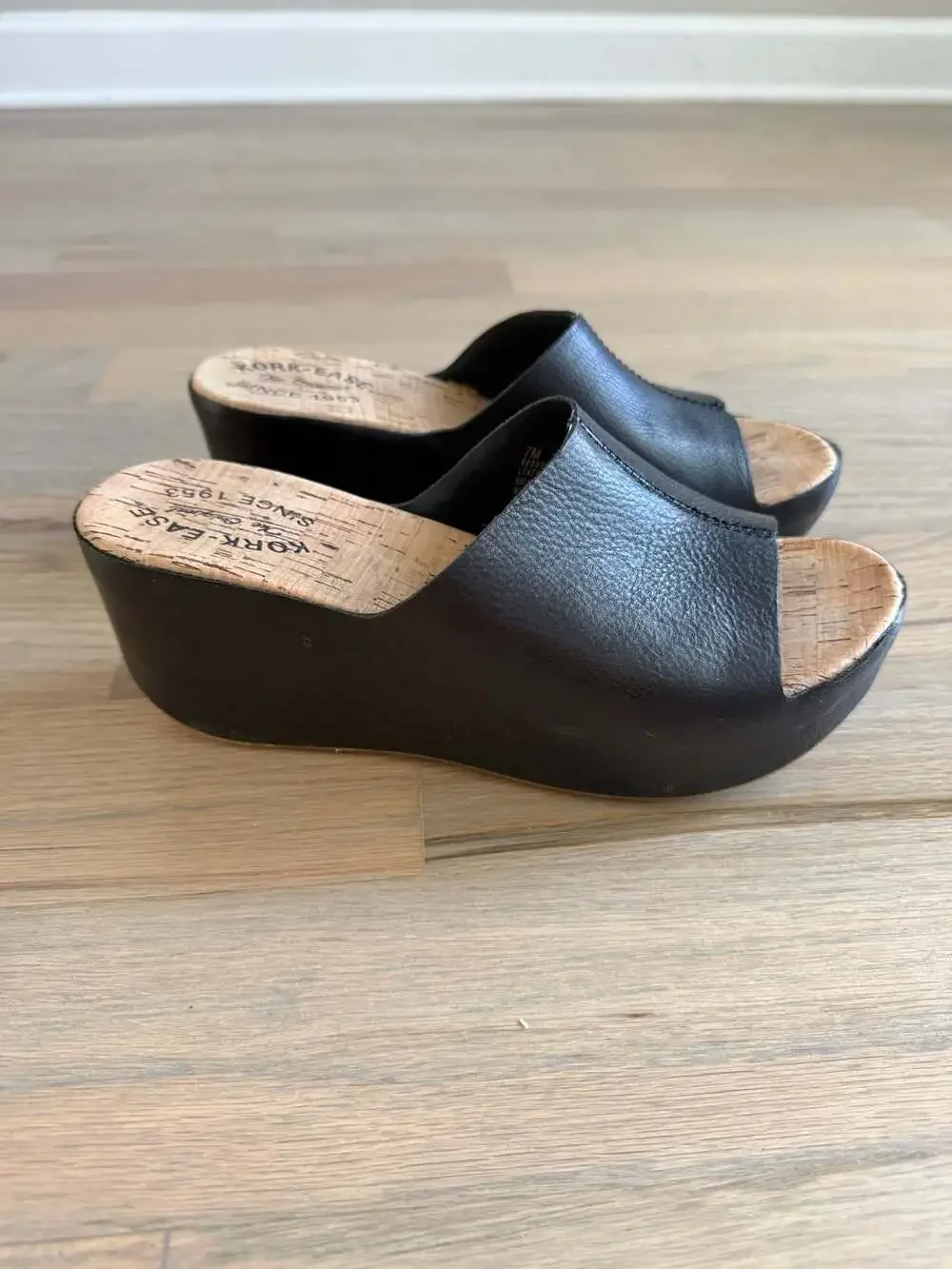Kork-Ease Greer Leather Slip-On Wedge Platform Sandals Black Size 7M